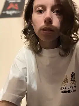 RinaMood online show from October 28, 2025, 1:36 pm