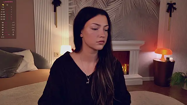 Miley Smile online show from December 2, 2025, 5:46 am