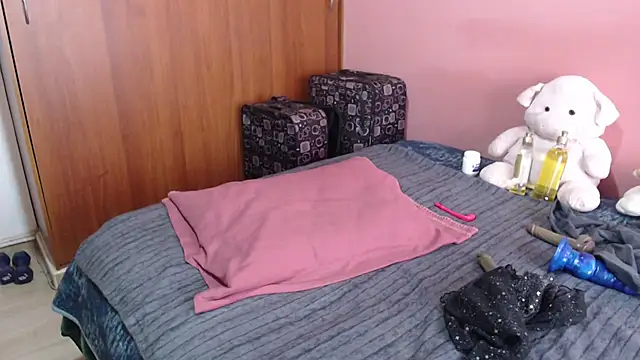 Susanlover online show from January 8, 2026, 3:14 pm