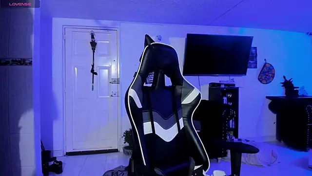 Snapshot of Acid666_alice chatting on October 9, 2025, 10:19 pm Acid666 alice online show from October 9, 2025, 10:19 pm