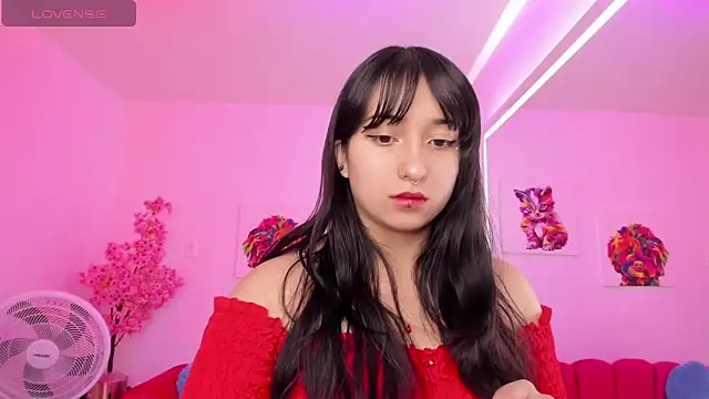 Miss dolly  online show from December 3, 2024, 12:27 pm