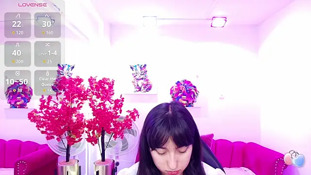 Miss dolly  online show from July 29, 2026, 12:36 pm