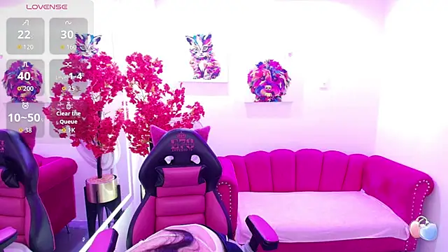 Miss dolly  online show from August 4, 2026, 12:41 pm