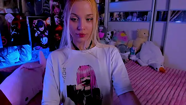 Cute  Pony online show from April 26, 2026, 10:18 pm