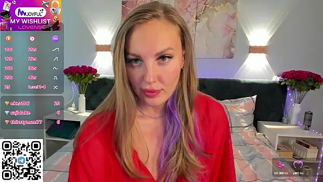 Snapshot of Kelly_Hardy chatting on March 3, 2025, 6:59 am Kelly Hardy online show from March 3, 2025, 6:59 am