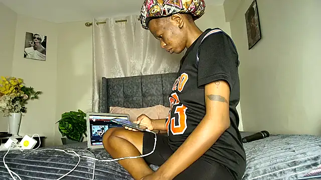 Snapshot of t-NaughtyLicia chatting on March 16, 2026, 3:56 am t-NaughtyLicia online show from March 16, 2026, 3:56 am