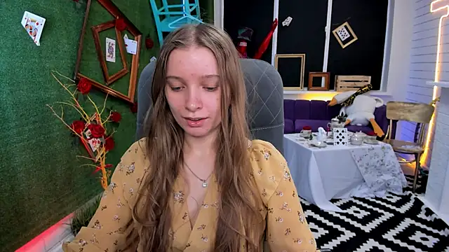 MayaSinabon online show from December 4, 2024, 7:17 am