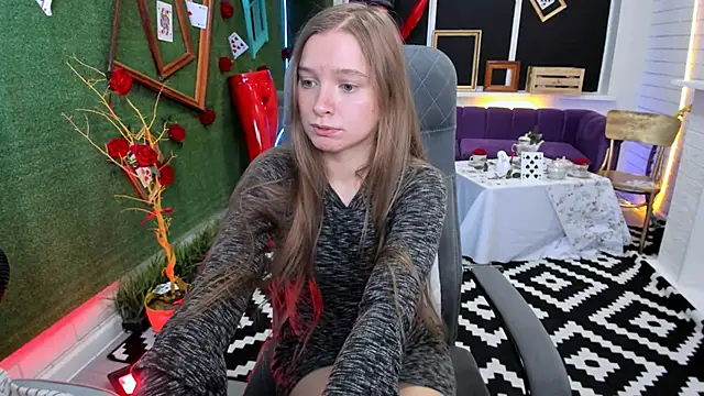 MayaSinabon online show from December 10, 2024, 1:22 pm