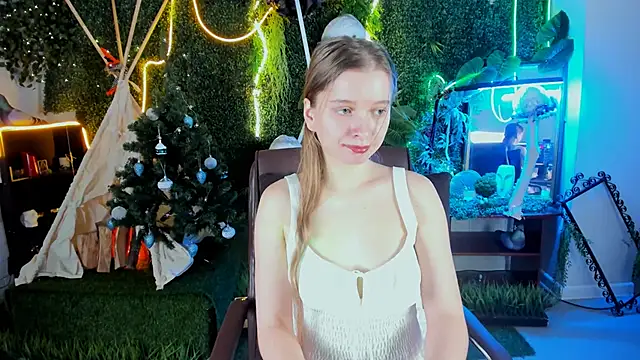 MayaSinabon online show from December 21, 2024, 12:27 pm