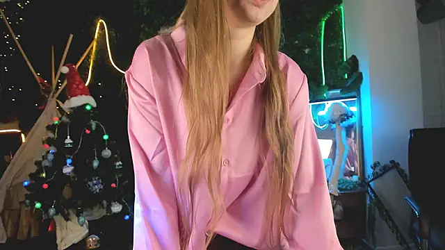 MayaSinabon online show from December 25, 2024, 12:15 pm