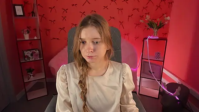 MayaSinabon online show from January 28, 2025, 9:08 am