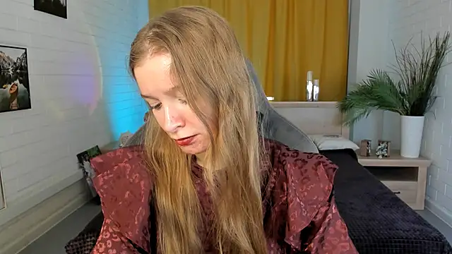 MayaSinabon online show from February 1, 2025, 12:16 pm