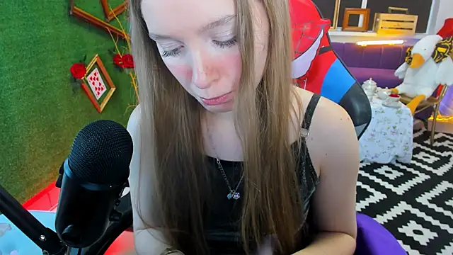 MayaSinabon online show from February 11, 2025, 3:29 pm