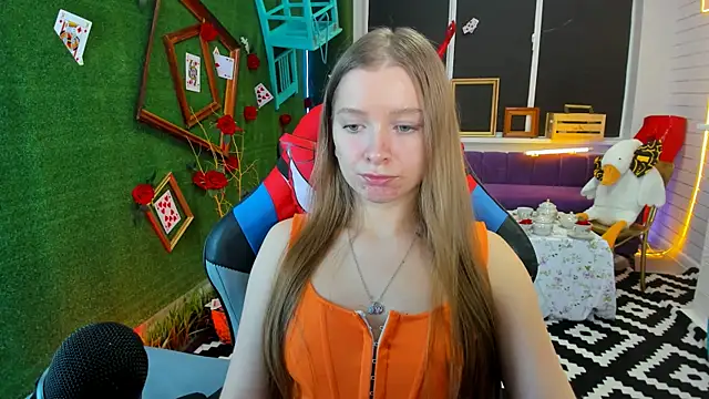 MayaSinabon online show from February 12, 2025, 12:12 pm