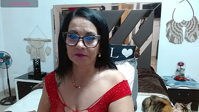 Snapshot of lindaesmeralda chatting on March 16, 2025, 12:00 pm lindaesmeralda online show from March 16, 2025, 12:00 pm