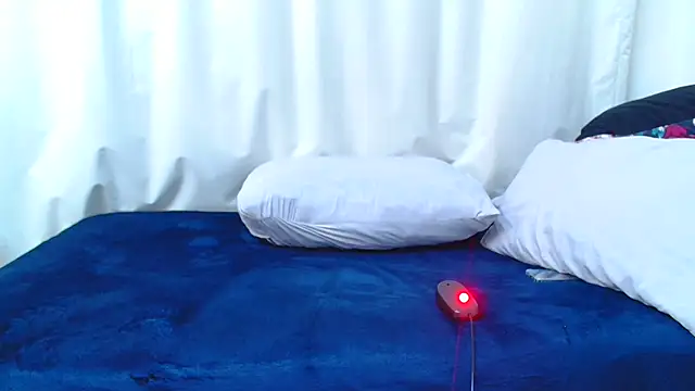 HotSmallTits online show from October 20, 2025, 9:37 pm