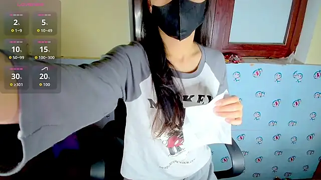 Snapshot of __Saphia__ chatting on November 3, 2025, 3:13 pm Saphia online show from November 3, 2025, 3:13 pm