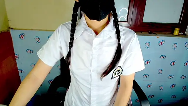 Snapshot of __Saphia__ chatting on November 12, 2025, 3:45 pm Saphia online show from November 12, 2025, 3:45 pm