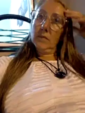 MILEIDE980 online show from March 10, 2026, 10:04 pm