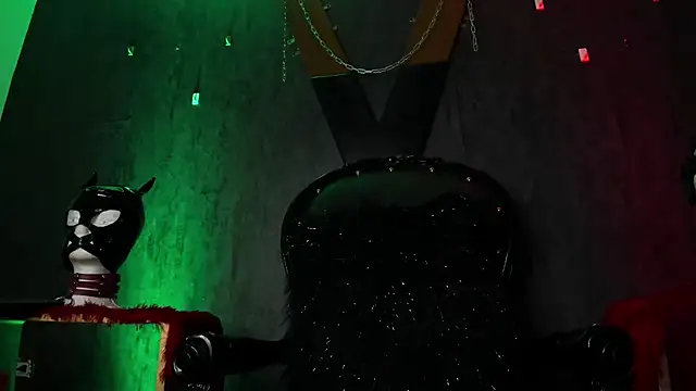 Snapshot of CharlotteScotte chatting on December 5, 2024, 6:44 pm CharlotteScotte online show from December 5, 2024, 6:44 pm