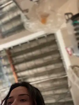 Snapshot of CharlotteScotte chatting on December 19, 2024, 9:29 am CharlotteScotte online show from December 19, 2024, 9:29 am