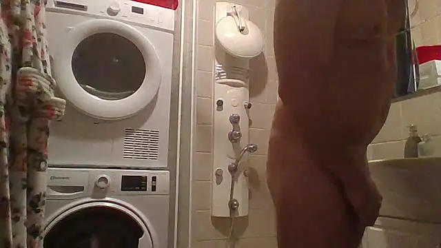 Snapshot of Boomerhun chatting on October 22, 2025, 3:29 am Boomerhun online show from October 22, 2025, 3:29 am