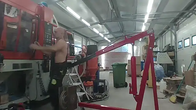 Snapshot of Boomerhun chatting on November 1, 2025, 2:19 pm Boomerhun online show from November 1, 2025, 2:19 pm