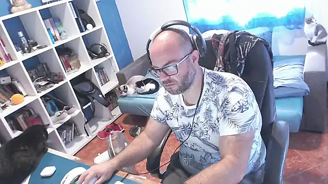 Snapshot of ravingr4d4 chatting on October 23, 2025, 10:47 am ravingr4d4 online show from October 23, 2025, 10:47 am