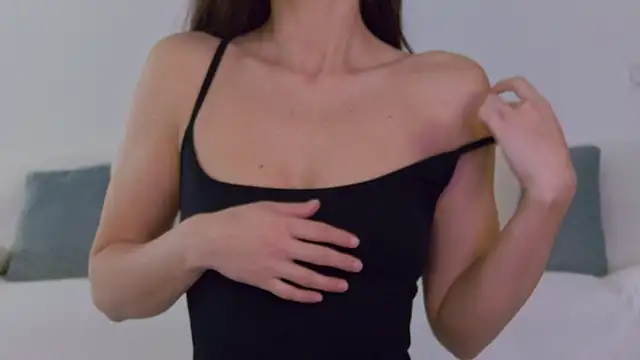 Snapshot of LilyRoselyn chatting on September 19, 2025, 6:26 am LilyRoselyn online show from September 19, 2025, 6:26 am