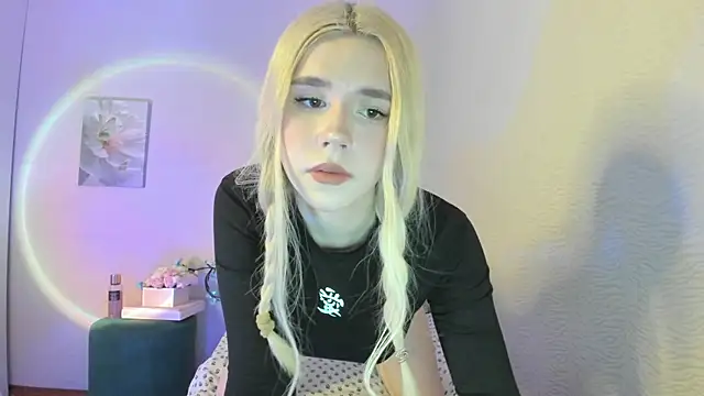 Alisa Black Star online show from March 23, 2026, 5:06 pm