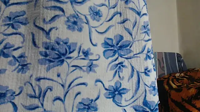 Snapshot of Andra_Love chatting on September 24, 2025, 8:45 pm Andra Love online show from September 24, 2025, 8:45 pm