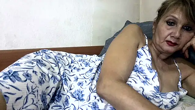 Snapshot of Andra_Love chatting on October 10, 2025, 8:08 pm Andra Love online show from October 10, 2025, 8:08 pm