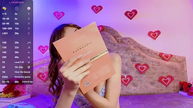 bellablack27 online show from February 15, 2025, 1:49 pm