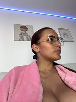 Seized lust online show from November 15, 2025, 7:21 pm