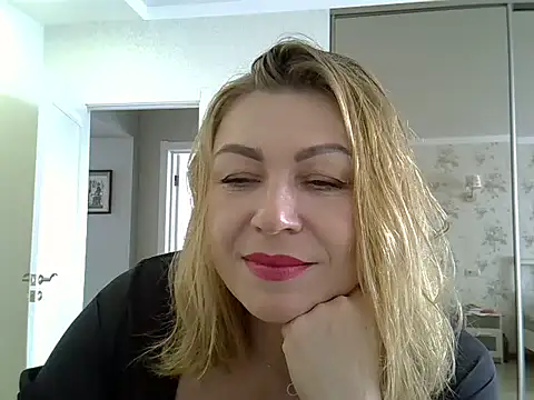 Alexandra-Rosee online show from March 14, 2025, 6:53 am