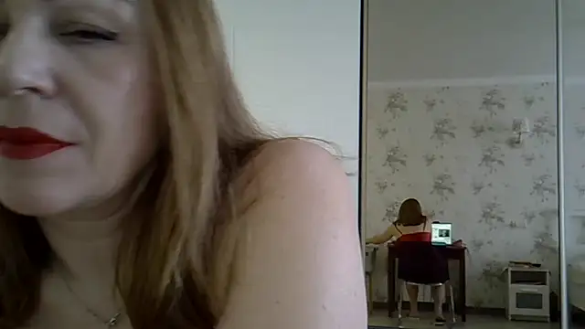 Alexandra-Rosee online show from March 8, 2026, 4:05 am