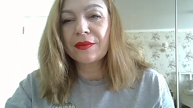 Alexandra-Rosee online show from March 9, 2026, 5:44 am