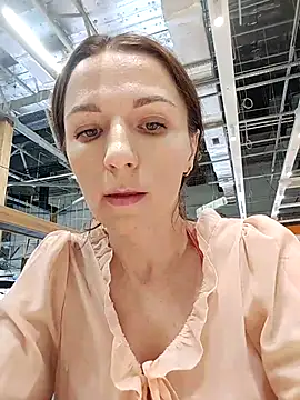 Brilliant-Queen1 online show from November 13, 2025, 12:09 am