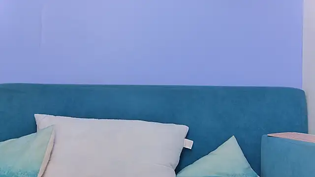 Snapshot of moon_cake chatting on September 26, 2025, 10:41 am moon cake online show from September 26, 2025, 10:41 am