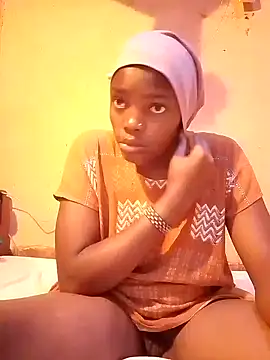 cute naimah online show from November 2, 2025, 9:55 am