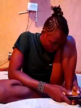 cute naimah online show from November 25, 2025, 9:37 pm