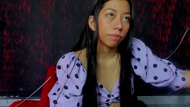 sexylaurita online show from December 27, 2024, 12:12 pm