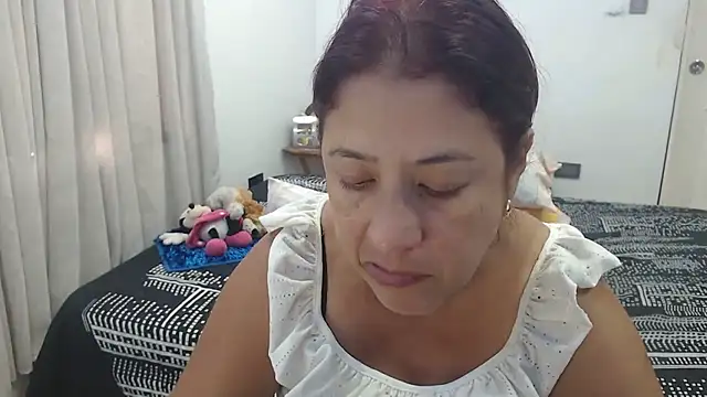 Anny Smith69 online show from February 11, 2025, 8:42 pm