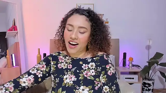 Zoe Gruber online show from January 9, 2026, 12:02 am