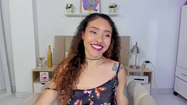Snapshot of Zoe_Gruber chatting on July 8, 2026, 12:04 am Zoe Gruber online show from July 8, 2026, 12:04 am