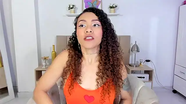 Snapshot of Zoe_Gruber chatting on July 15, 2026, 11:43 pm Zoe Gruber online show from July 15, 2026, 11:43 pm