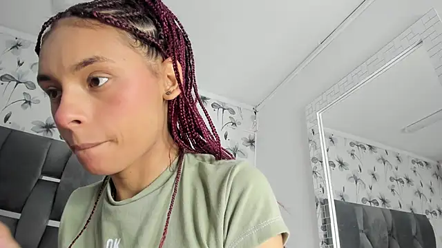 Ehotloveaxxx online show from December 26, 2024, 4:58 pm