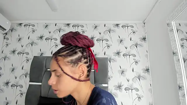 Ehotloveaxxx online show from December 29, 2024, 2:42 pm