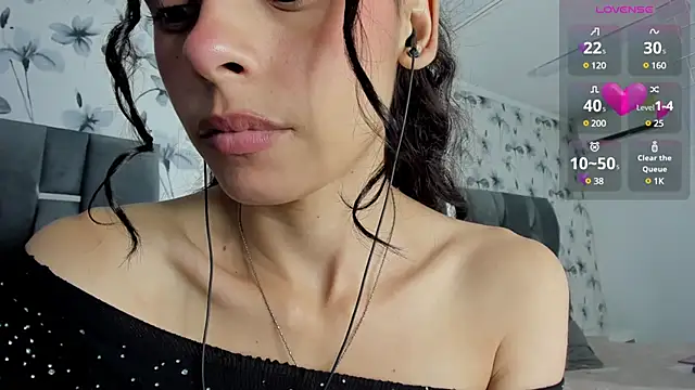 Ehotloveaxxx online show from February 7, 2025, 7:06 pm