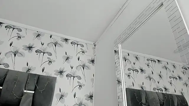 Ehotloveaxxx online show from December 21, 2025, 2:24 pm